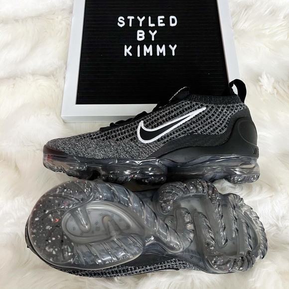 NIKE AIR VAPORMAX Flyknit 2021 Sneakers Shoes NEW - Picture 2 of 6